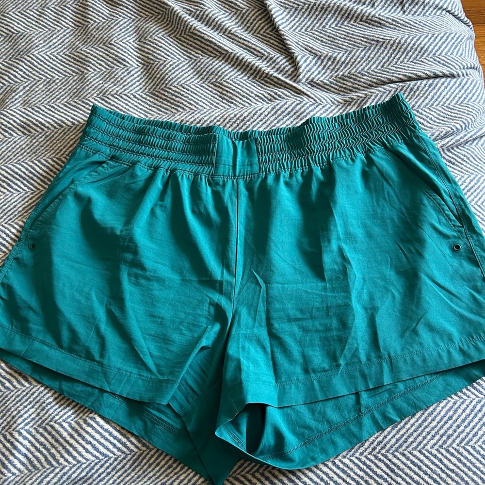Old Navy Teal Women's Shorts. Size XXL